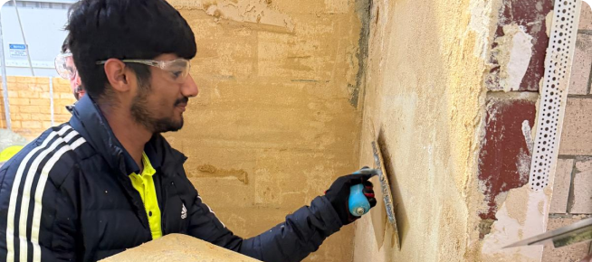 Certificate III in Solid Plastering